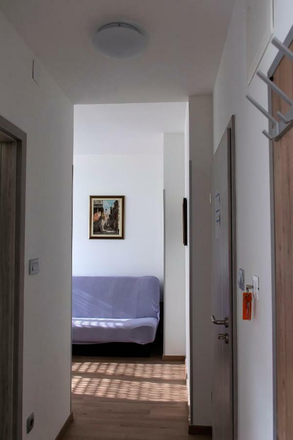 Apartmani Borko ซาเกร็บ ภายนอก รูปภาพ